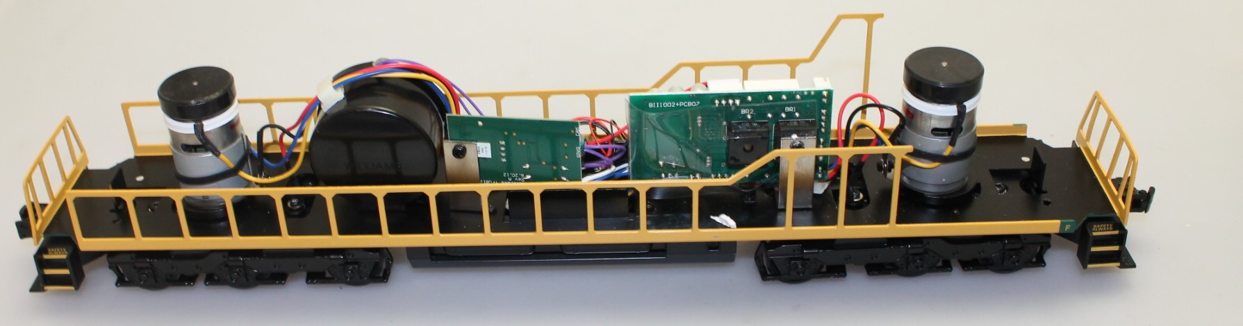 (image for) Complete Chassis - Reading ( O Scale SD90 )